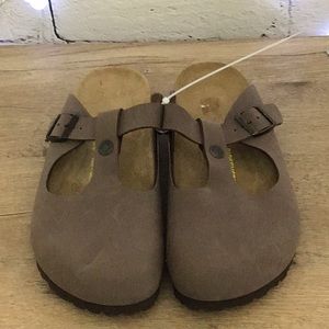 Birkenstock Brown Round Toe Clogs Size 10